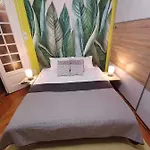 Apartment Margaret Bridge Cosy Flat *
